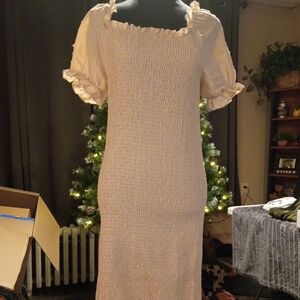 Chic Cream Midi Dress with Ruffle Sleeves NWT Size Medium